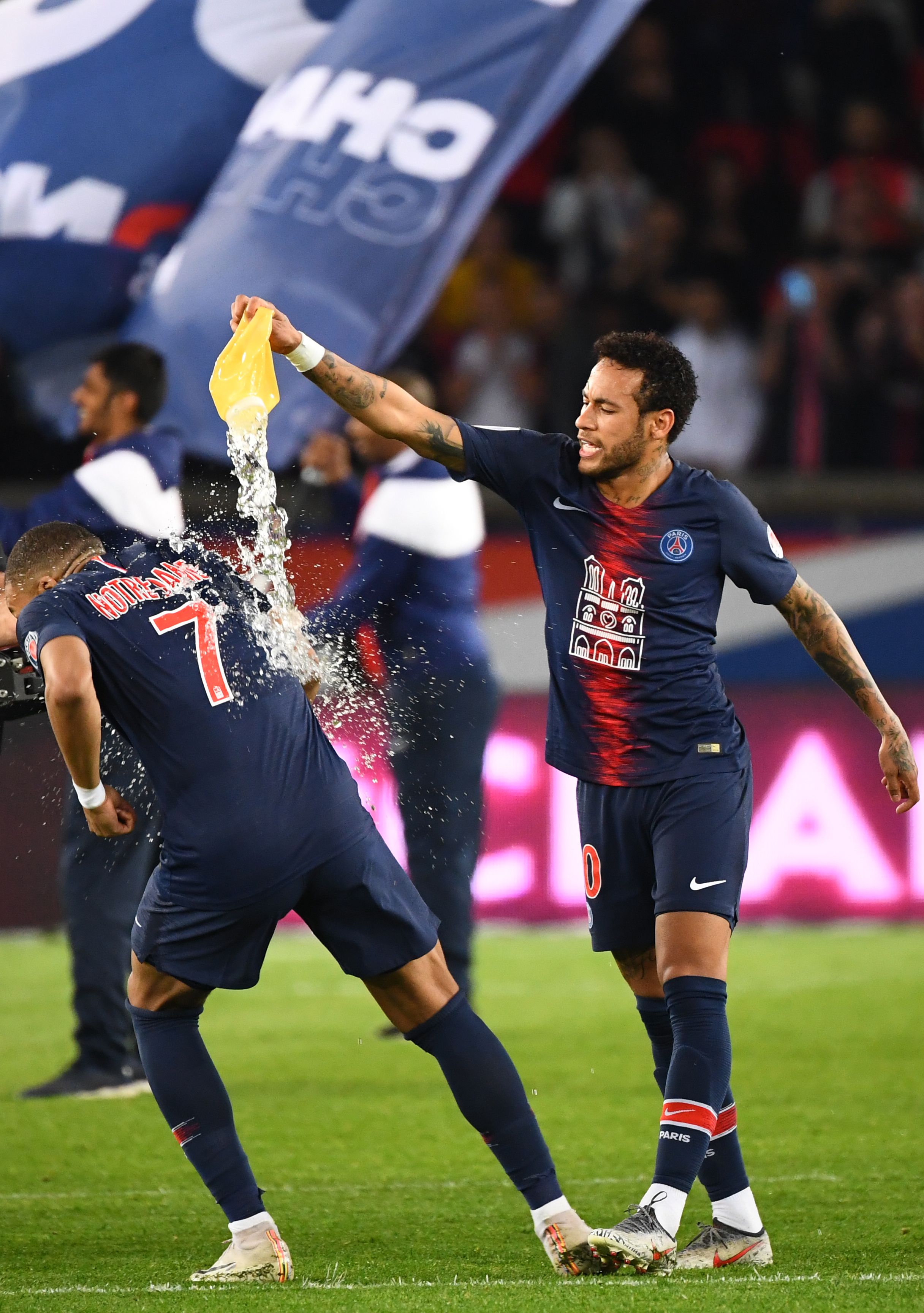 官方：西班牙名哨“平方哥”执法欧冠第6轮亚特兰大vs切尔西（官宣：欧冠第6轮亚特兰大对阵切尔西由西班牙名哨“平方哥”主哨）