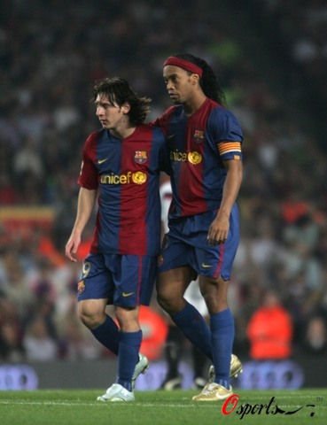 西媒：国米寻索默接班人并派球探考察皇马门将卢宁，或明夏报价