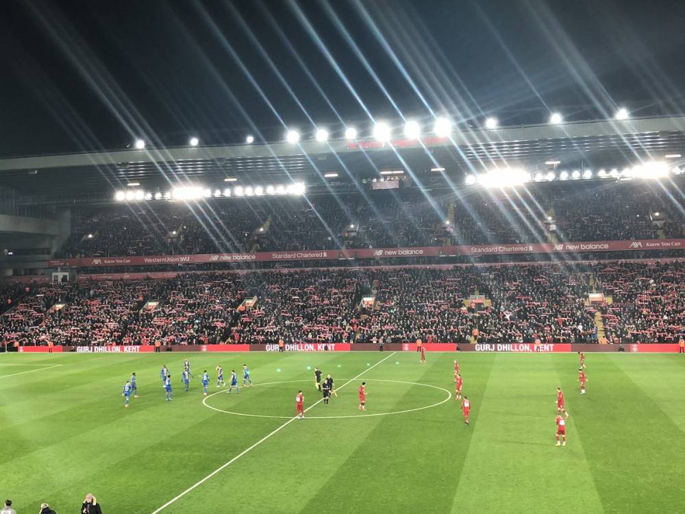 瓜帅：球员过节可以吃大餐，但如果增重3公斤就不会随队踢森林（瓜迪奥拉：节日可大吃大喝，但增重3公斤将无缘对阵森林）