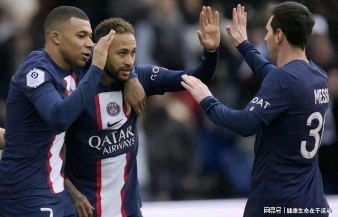 热刺本赛季英超前16轮仅积22分，创队史近17年同期最低（热刺英超本赛季前16轮仅22分，创近17年同期新低）