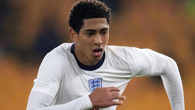 卡帅：布翁焦尔诺为现役意大利队最佳后卫，他控球能力很出色