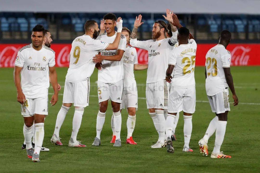 梅西还是C罗？马特乌斯：我选梅西，过去15年他对足球更重要（马特乌斯谈梅罗之争：我选梅西，近15年他对足球影响更大）