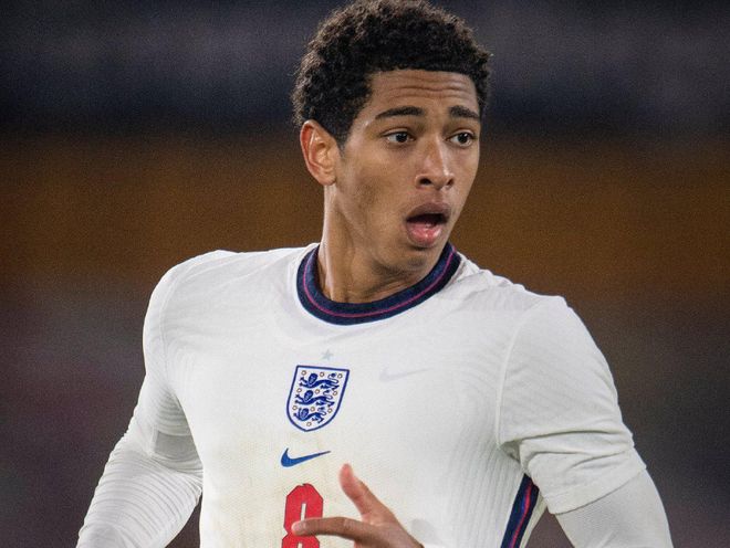 赵和靖：为铜梁龙冲超开心，希望铜梁龙书写重庆足球新的传奇