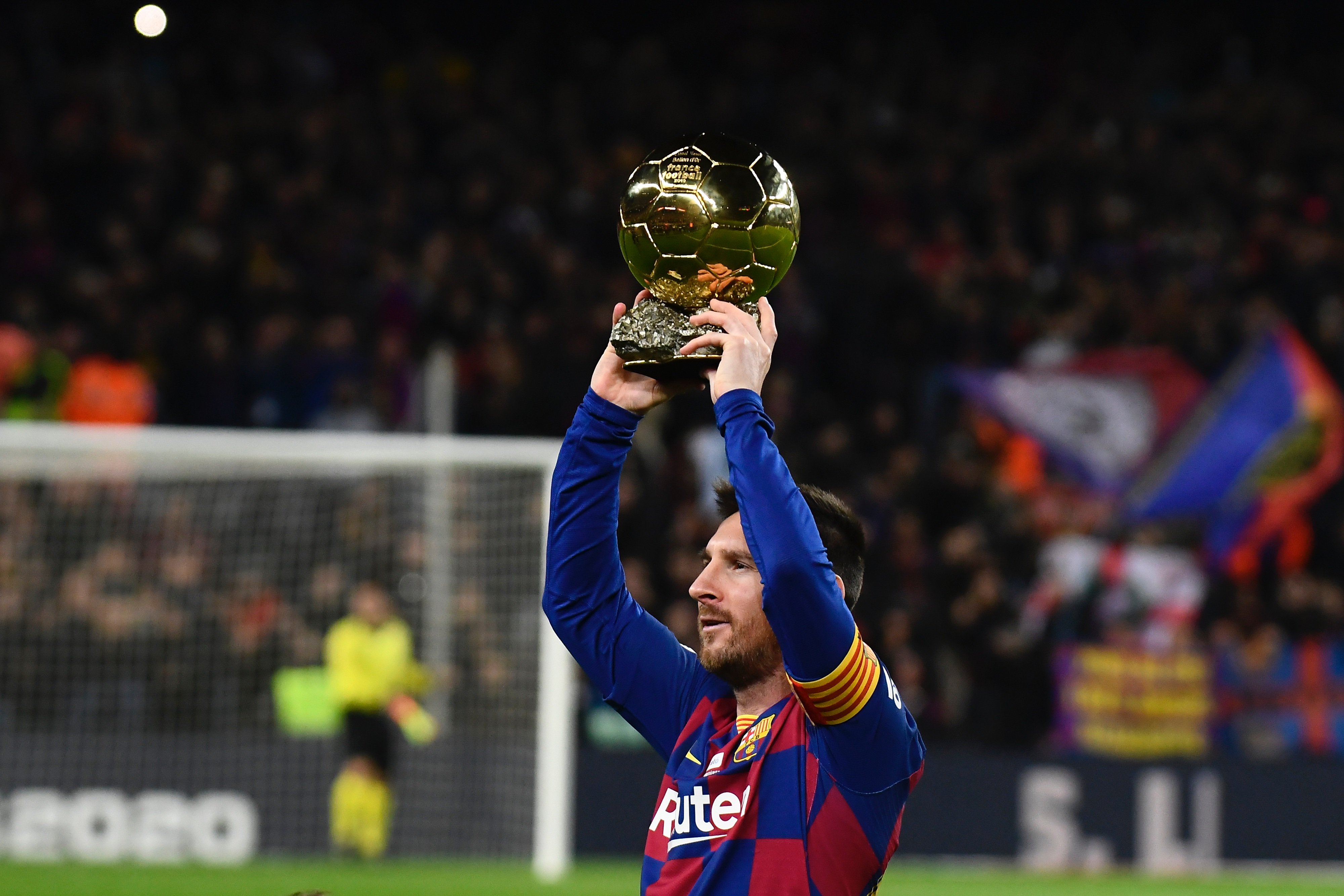 对攻大战创纪录！曼联伯恩茅斯合轰39脚射门（火力大战刷新纪录：曼联与伯恩茅斯合计39次射门）