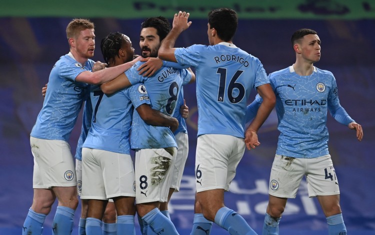 足球中国球员转会费再创新高（中国足坛球员转会费再破纪录）