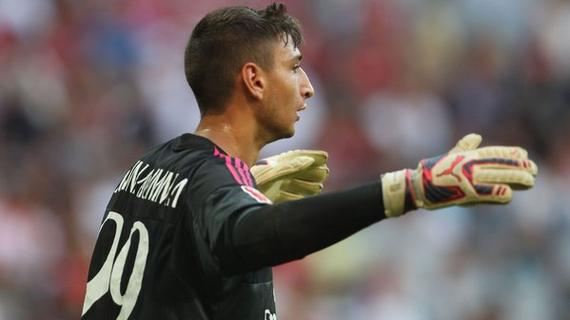 库尼亚：姆伯莫是个了不起的球员，能和他并肩作战很棒