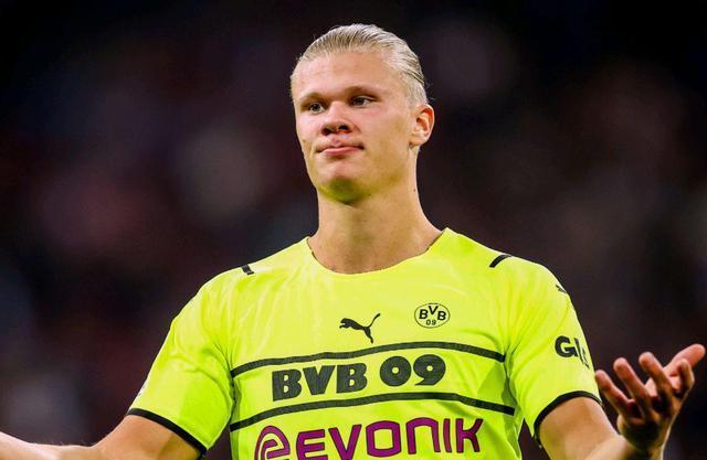 西甲-拉菲尼亚双响德容破门 巴萨5-1马略卡（西甲：拉菲尼亚梅开二度，德容建功，巴萨5-1大胜马略卡）