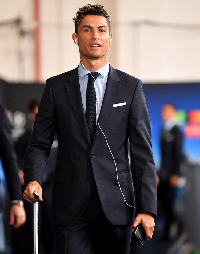 卡纳瓦罗：乌兹别克第一次参加世界杯没有压力，输赢都是好事